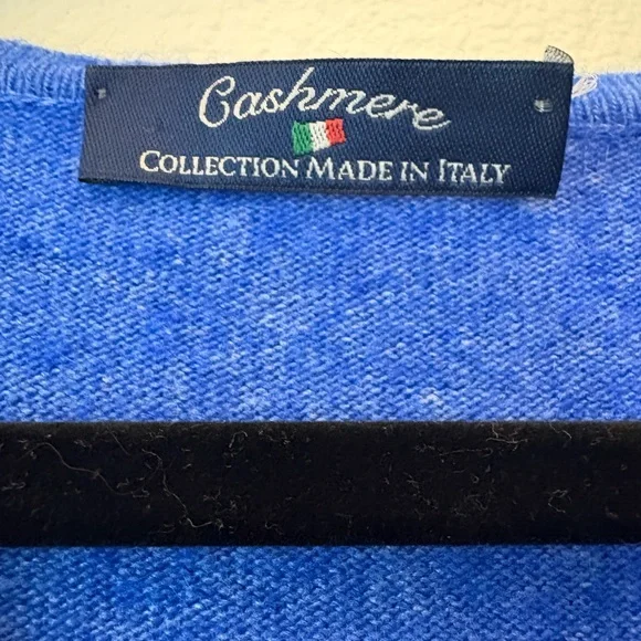 Cashmere Collection Royal Blue V-Neck Sweater Men's - Picture 2 of 5